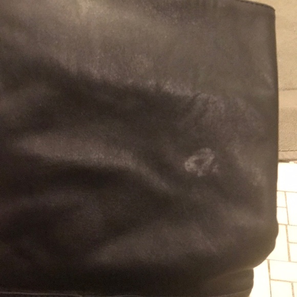 Black slightly over the knee boot - Picture 5 of 6